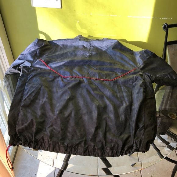 Level wear windbreaker - Picture 4 of 4